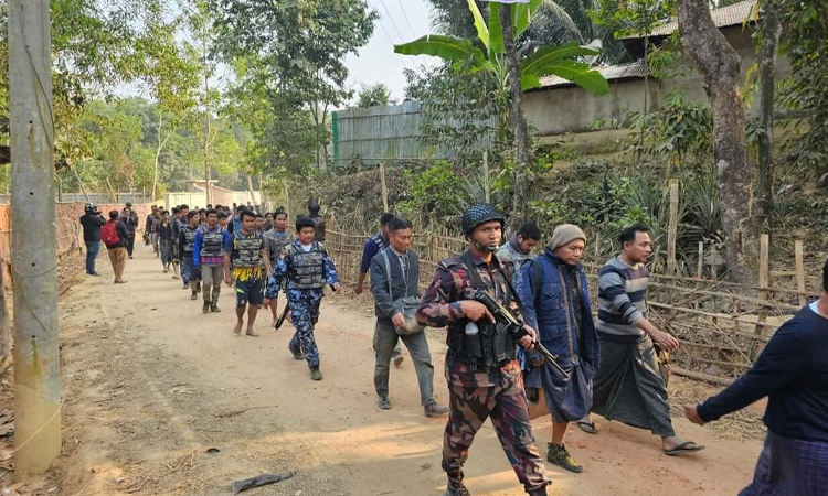 সীমান্ত দিয়ে ঢুকল মিয়ানমারের আরও ৬৩ বিজিপি সদস্য